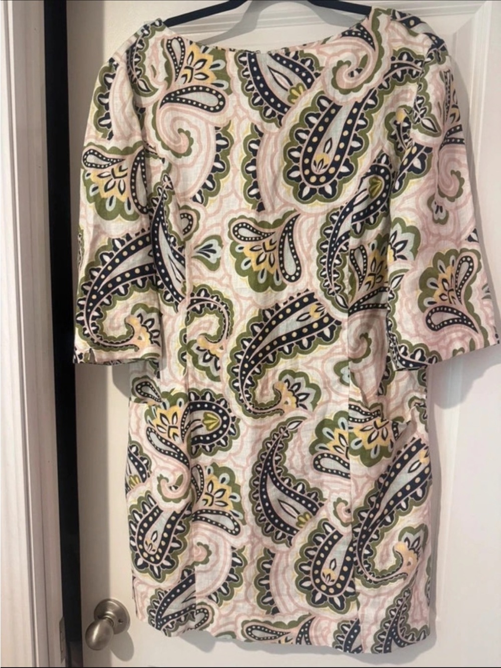 Women’s Boden lining dress, gently used With pockets, zip in the back.